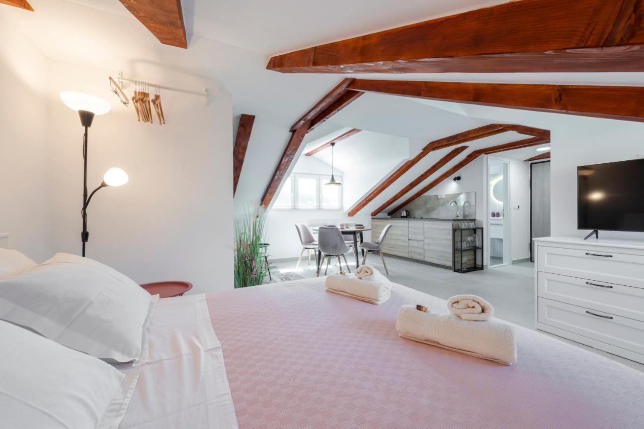 Villa Gold Residence 4 مْليني المظهر الخارجي الصورة